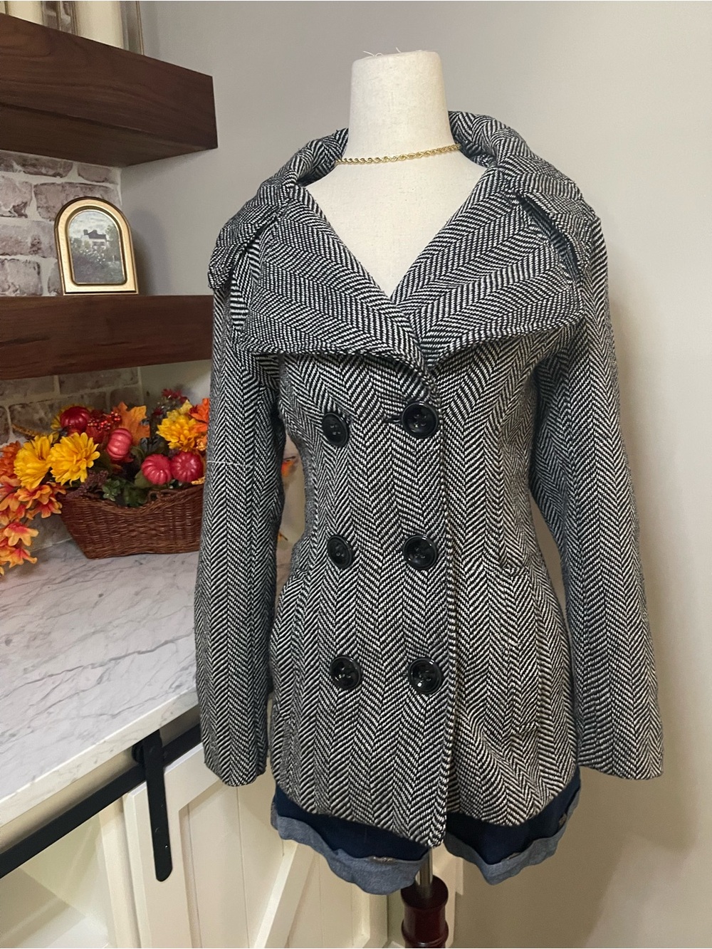 Rampage Herringbone Double-Breasted Coat in Black & White Like New